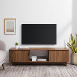 Mueble de TV escandinavo con estructura de láminas Reema Arundo