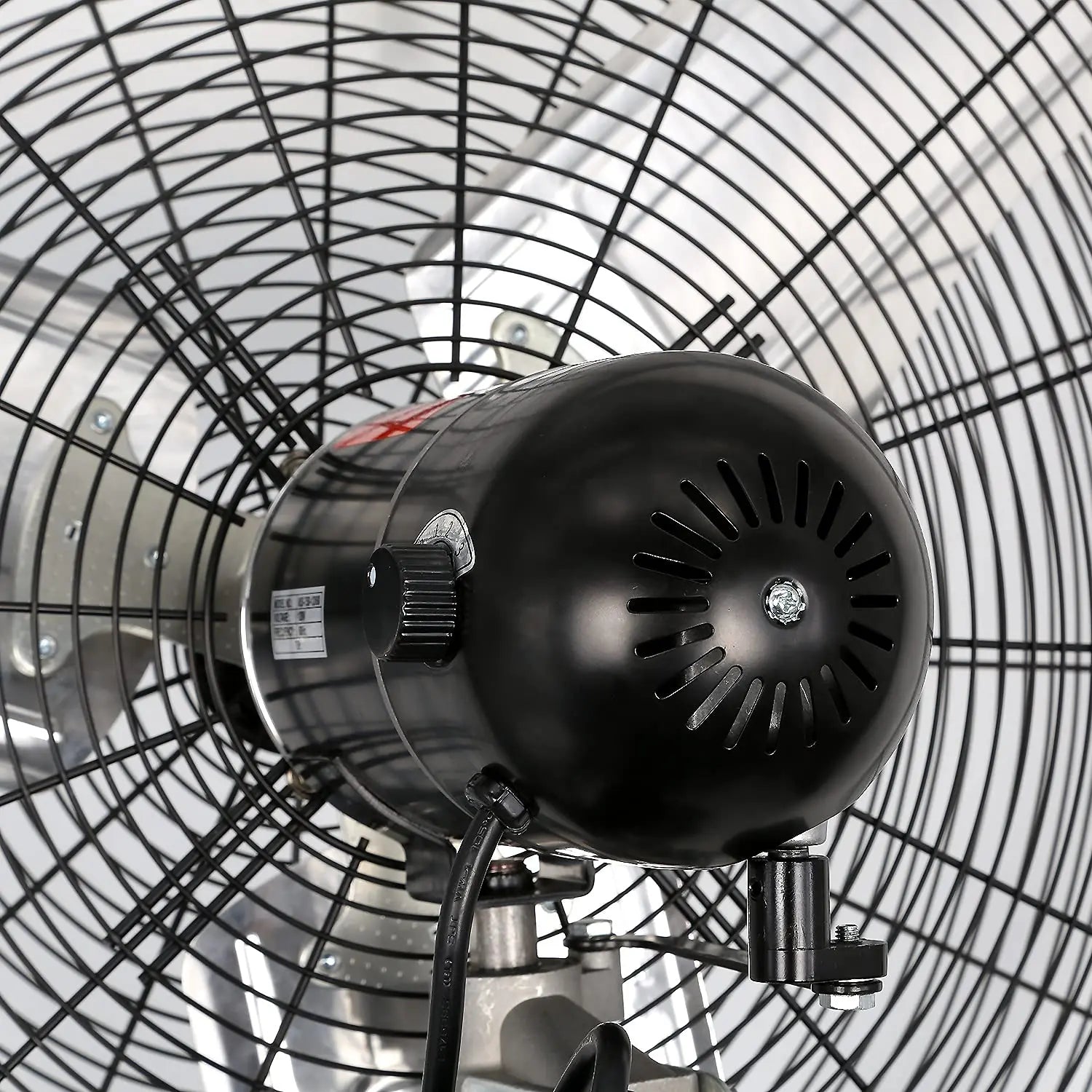 Ventilador industrial de pedestal de alta velocidad BILT HARD de 30