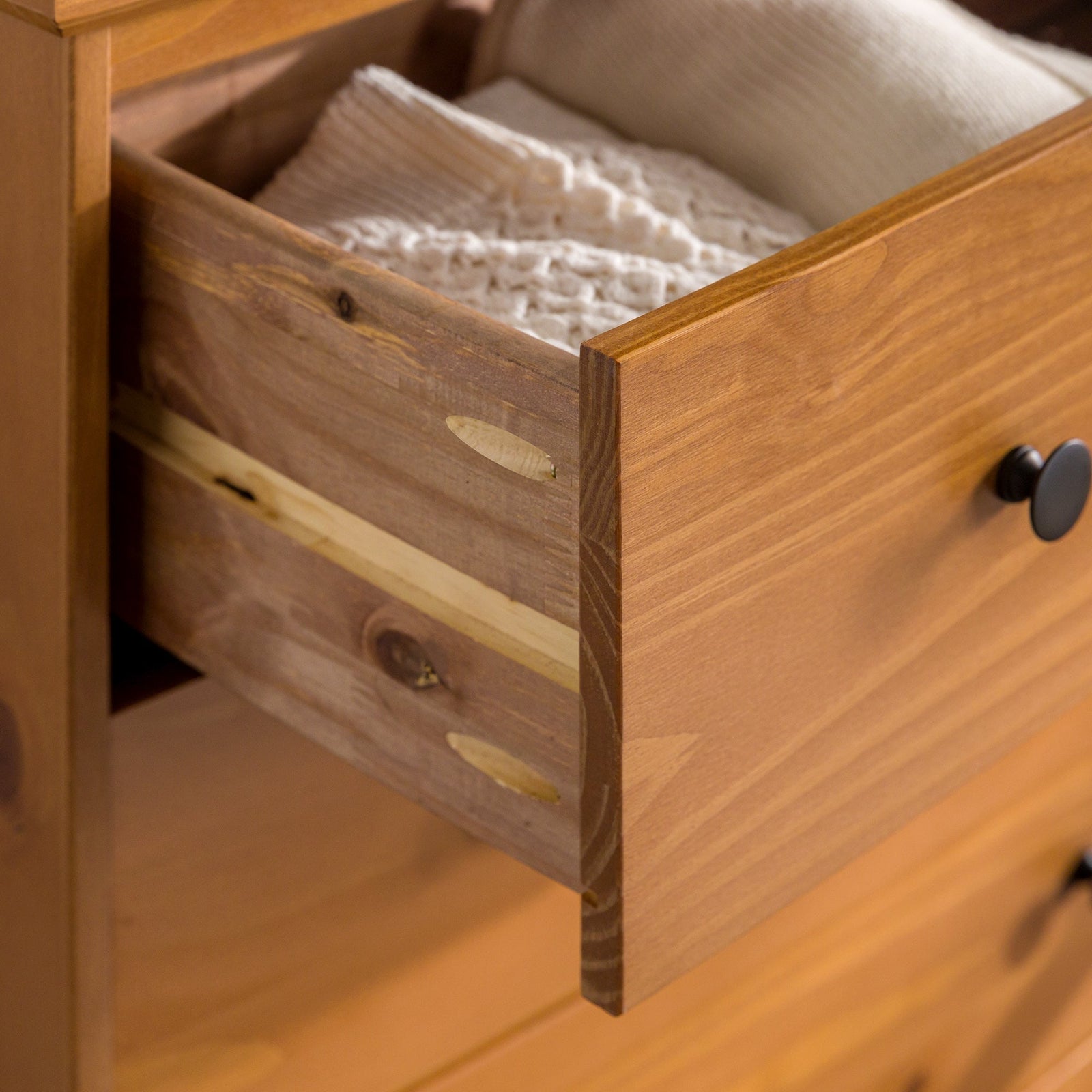 Cómoda de transición de madera maciza Spencer
