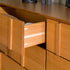 Cómoda moderna de madera maciza Bronx
