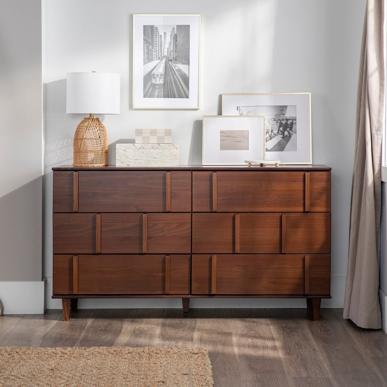 Cómoda moderna de madera maciza Bronx
