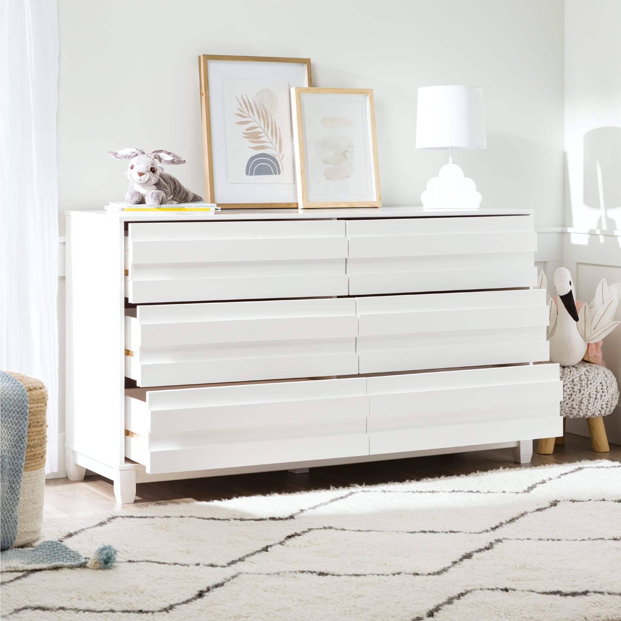 Cómoda Priya de madera maciza con 6 cajones