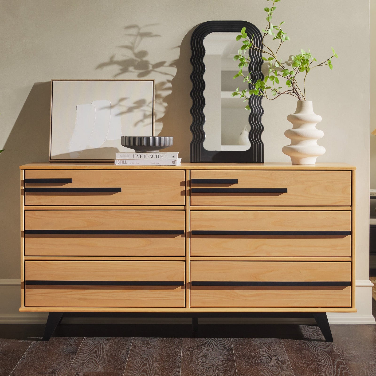 Cómoda moderna de madera maciza con 6 cajones Rebecca
