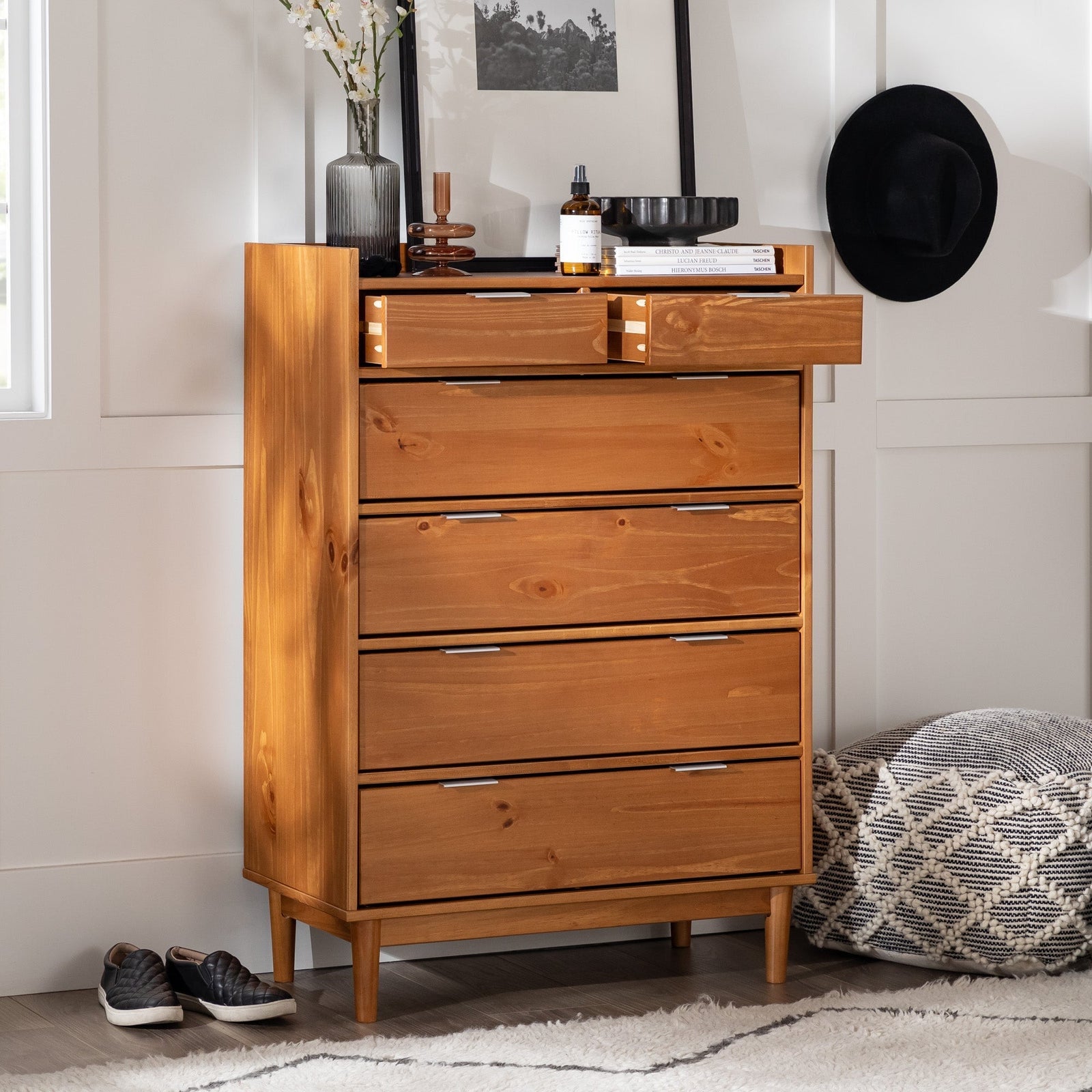 Cómoda moderna de madera de mediados de siglo de Lee