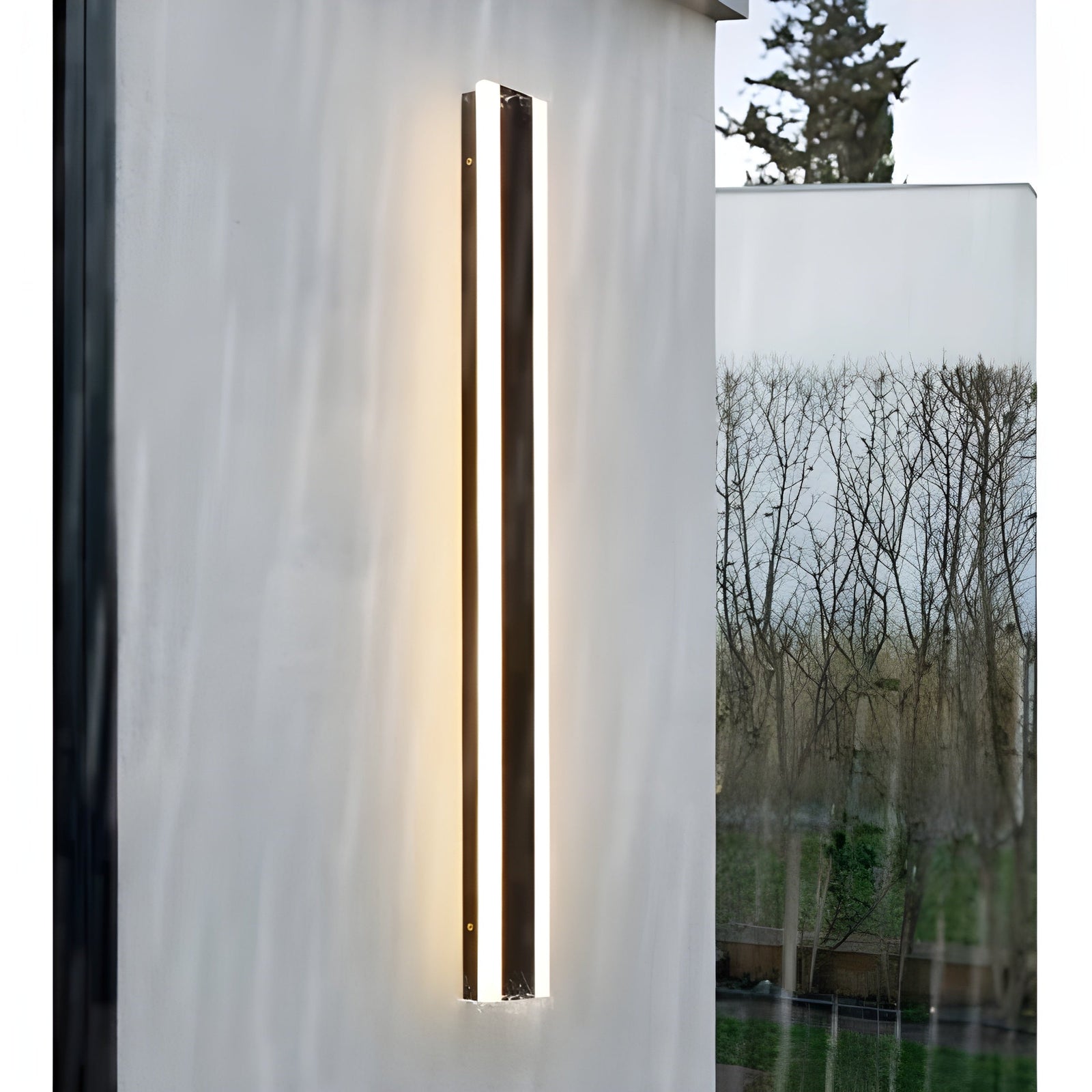 Lámpara de pared LED impermeable para exteriores negra con modelo de control por aplicación