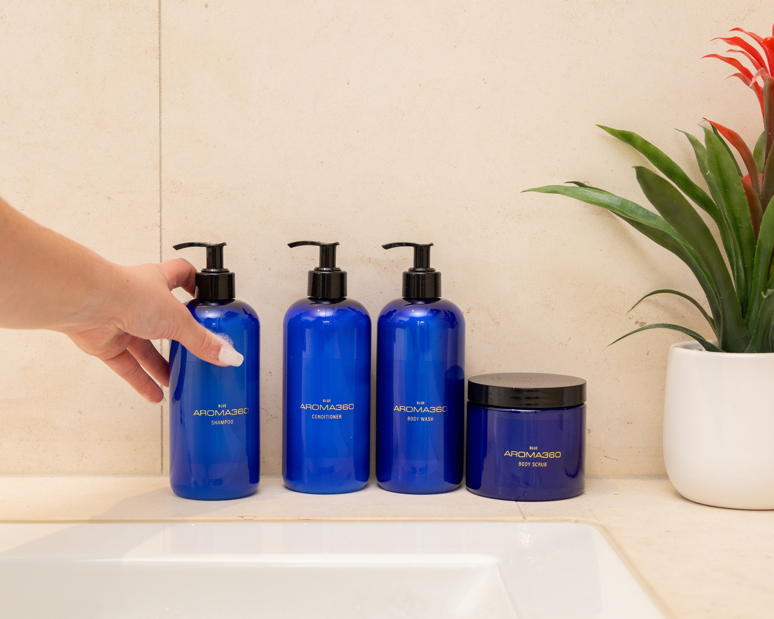 Blue Shampoo Pure Luxury Fragrance