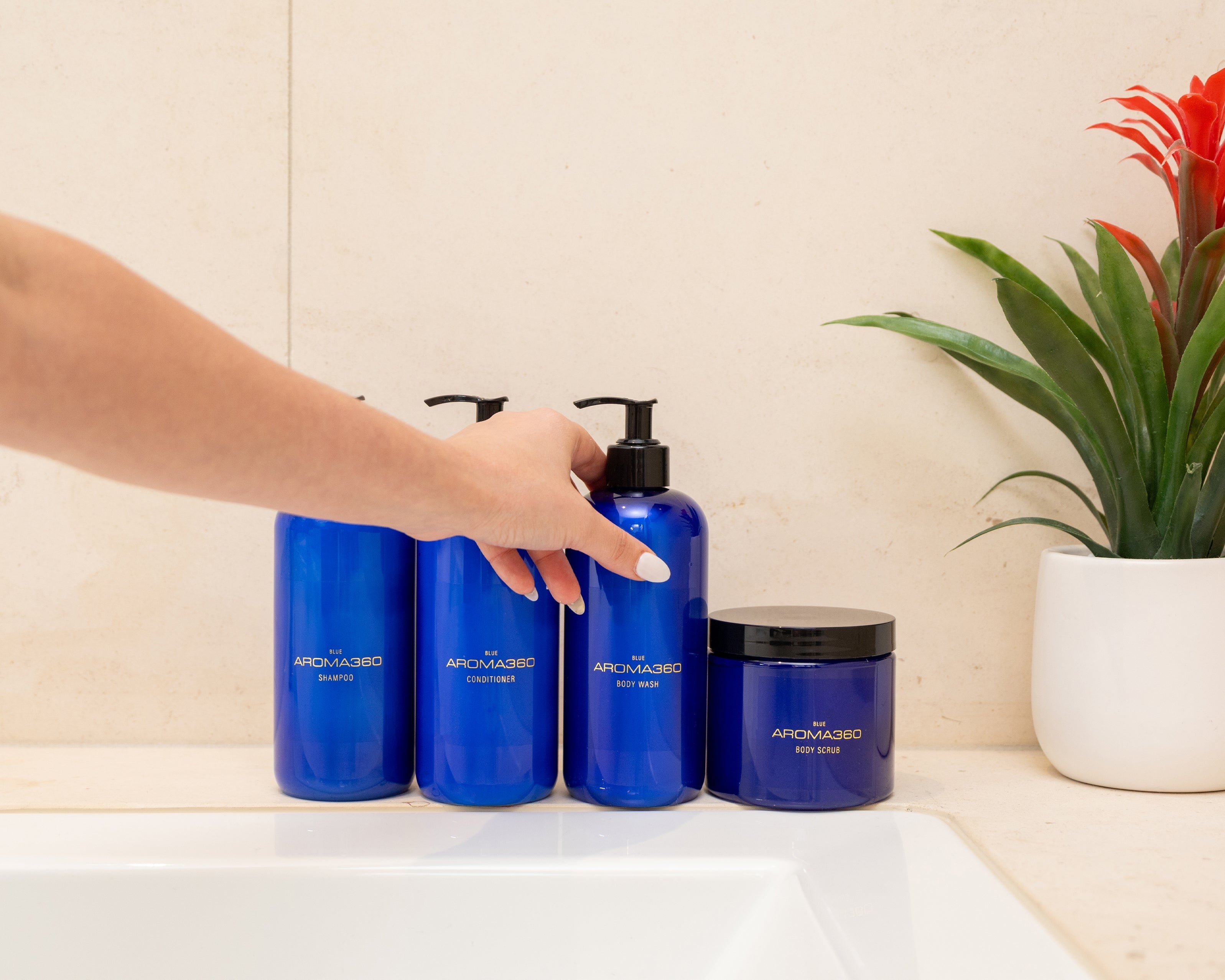 Pure Luxury Fragrance Blue Body Wash