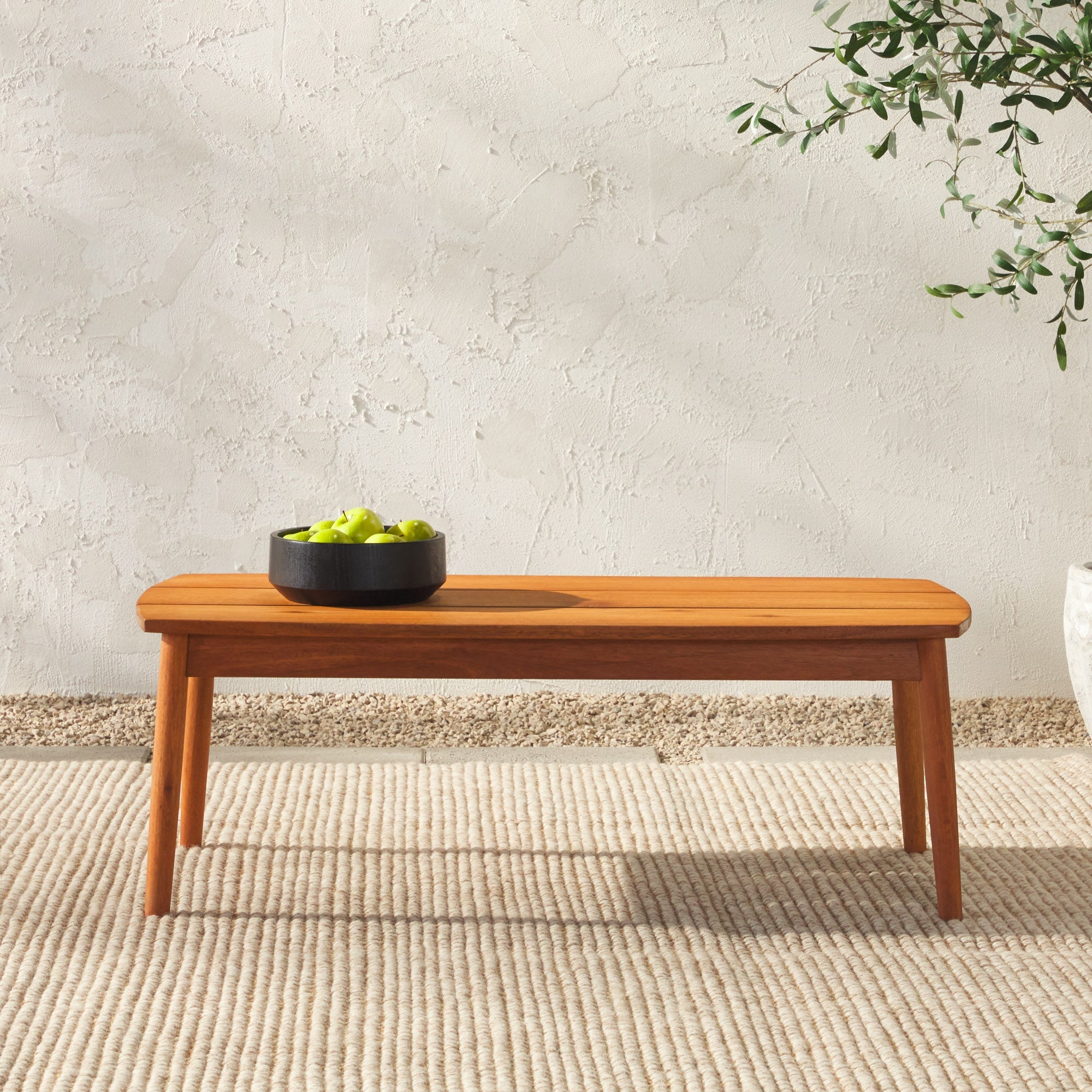 Mesa de centro moderna de madera maciza para patio Circa