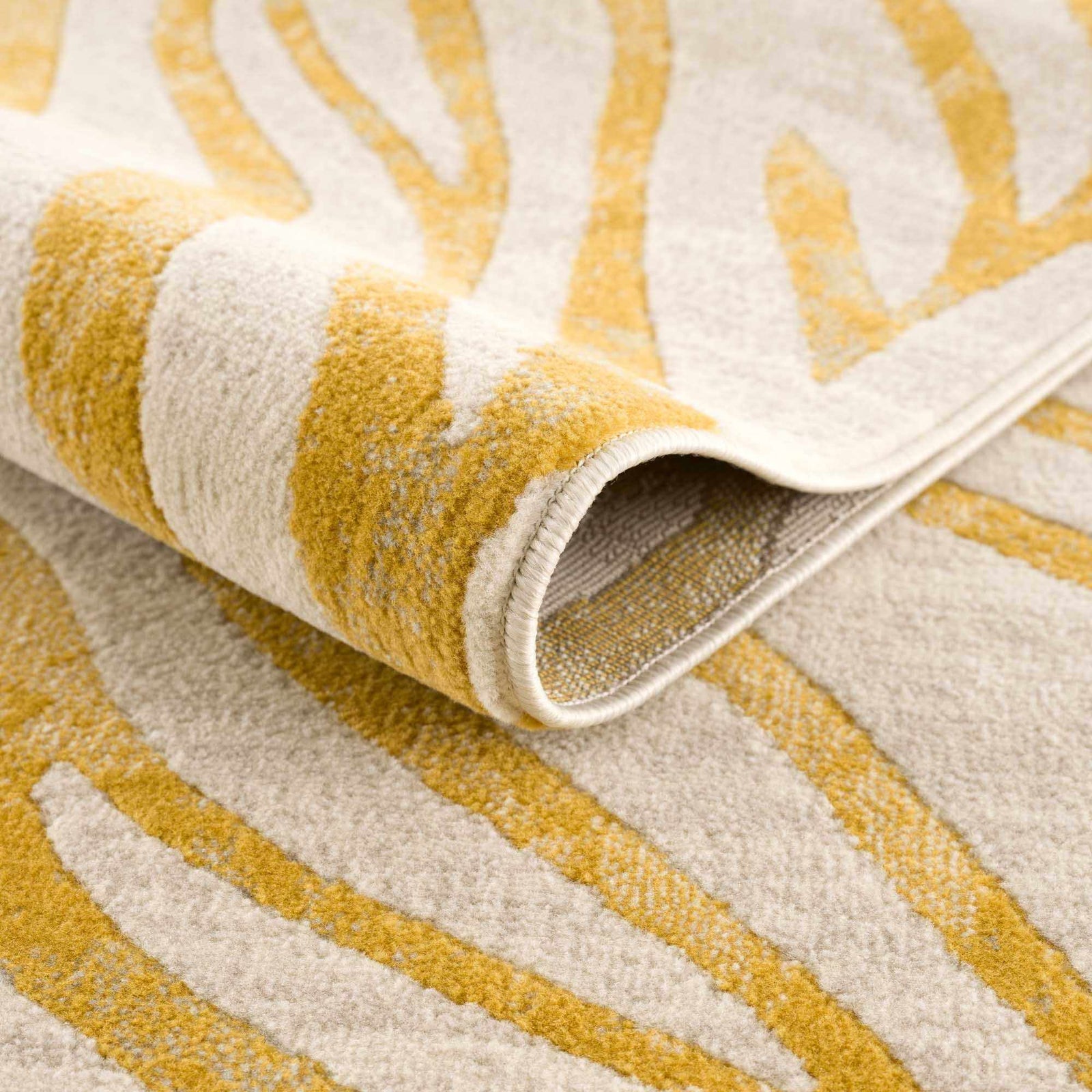 Alfombra con estampado de cebra en amarillo Terra - Liquidación