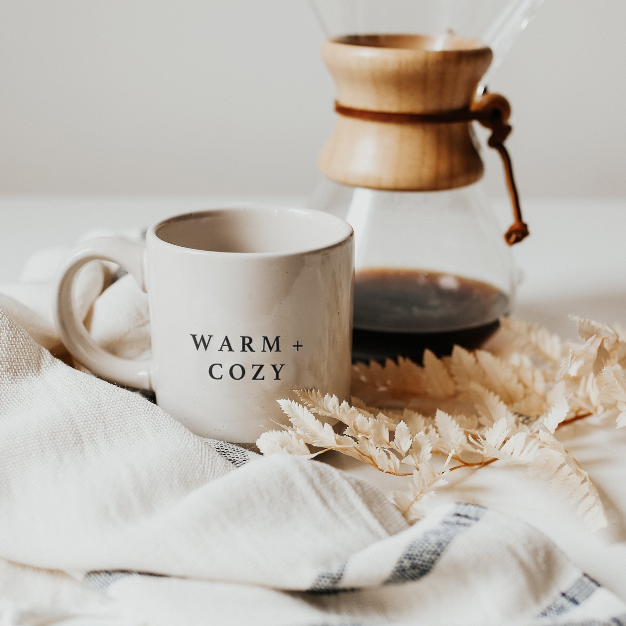 Taza de café de cerámica de 14 oz cálida y acogedora