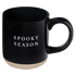 Taza de café de cerámica negra de 14 oz. Temporada espeluznante