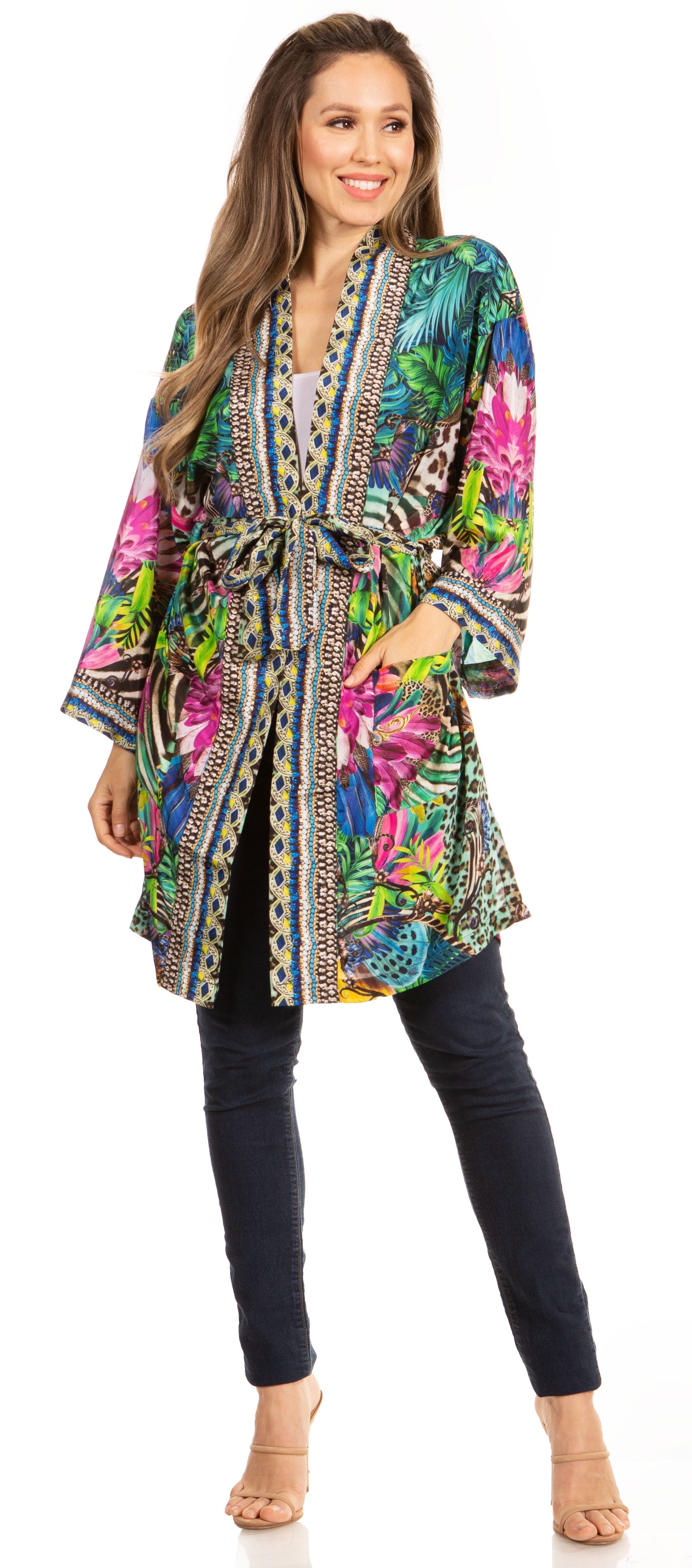 Manténgase a la moda con el suéter tipo cárdigan con estampado increíble Janis para mujer de Sakkas