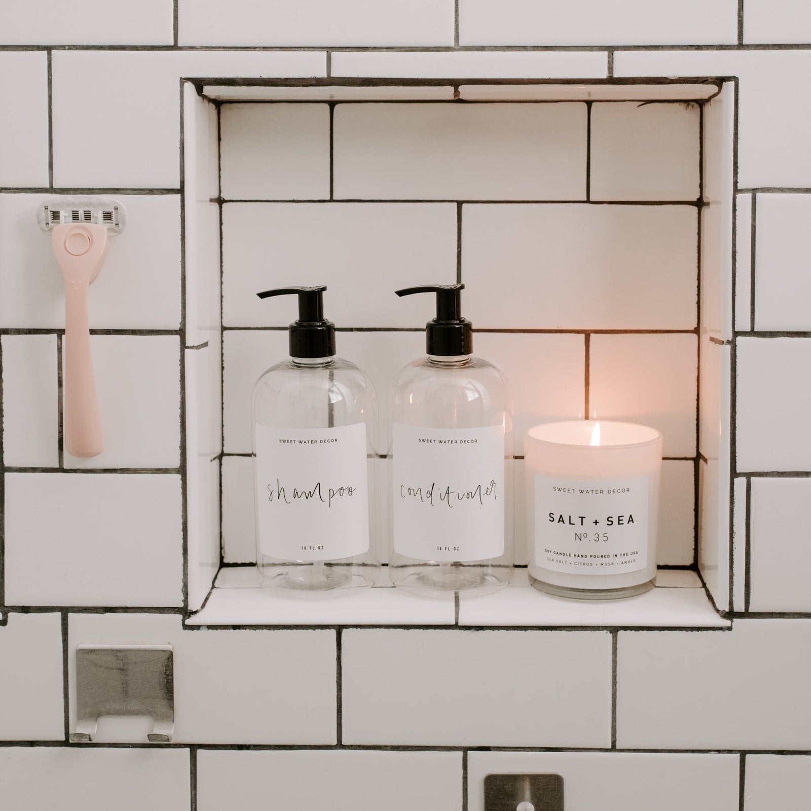 Juego de 2 dispensadores de plástico transparente para baño y ducha de 16 oz - Marca blanca