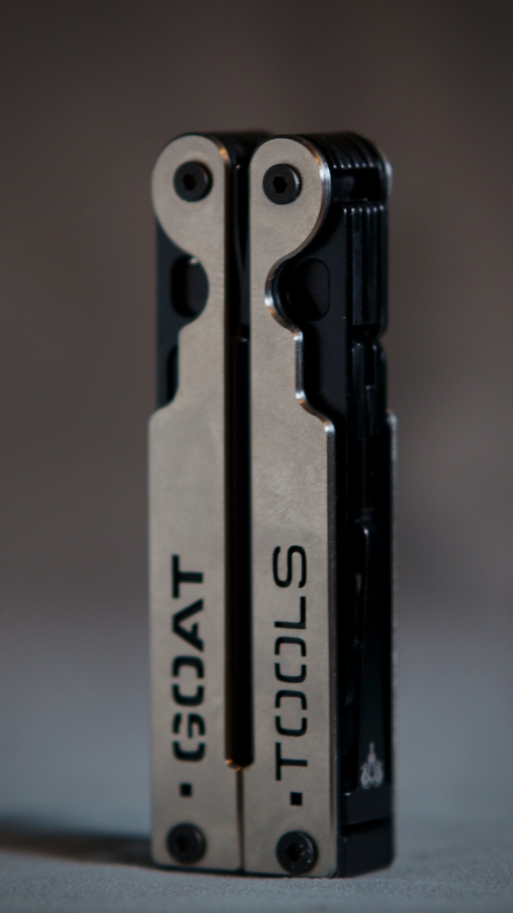 Hot-Swappable Modular Multi Tool -Titanium Scales