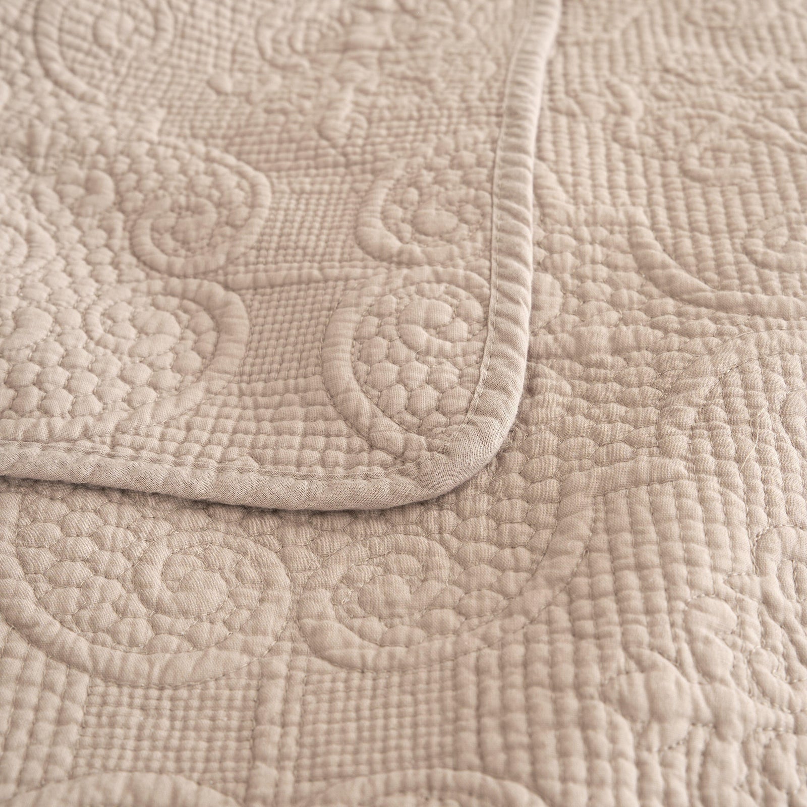 DaDa Bedding Neutral Taupe Beige Sandy Elegant Matelasse Cotton Quilted Bedspread Set (JHW-585)
