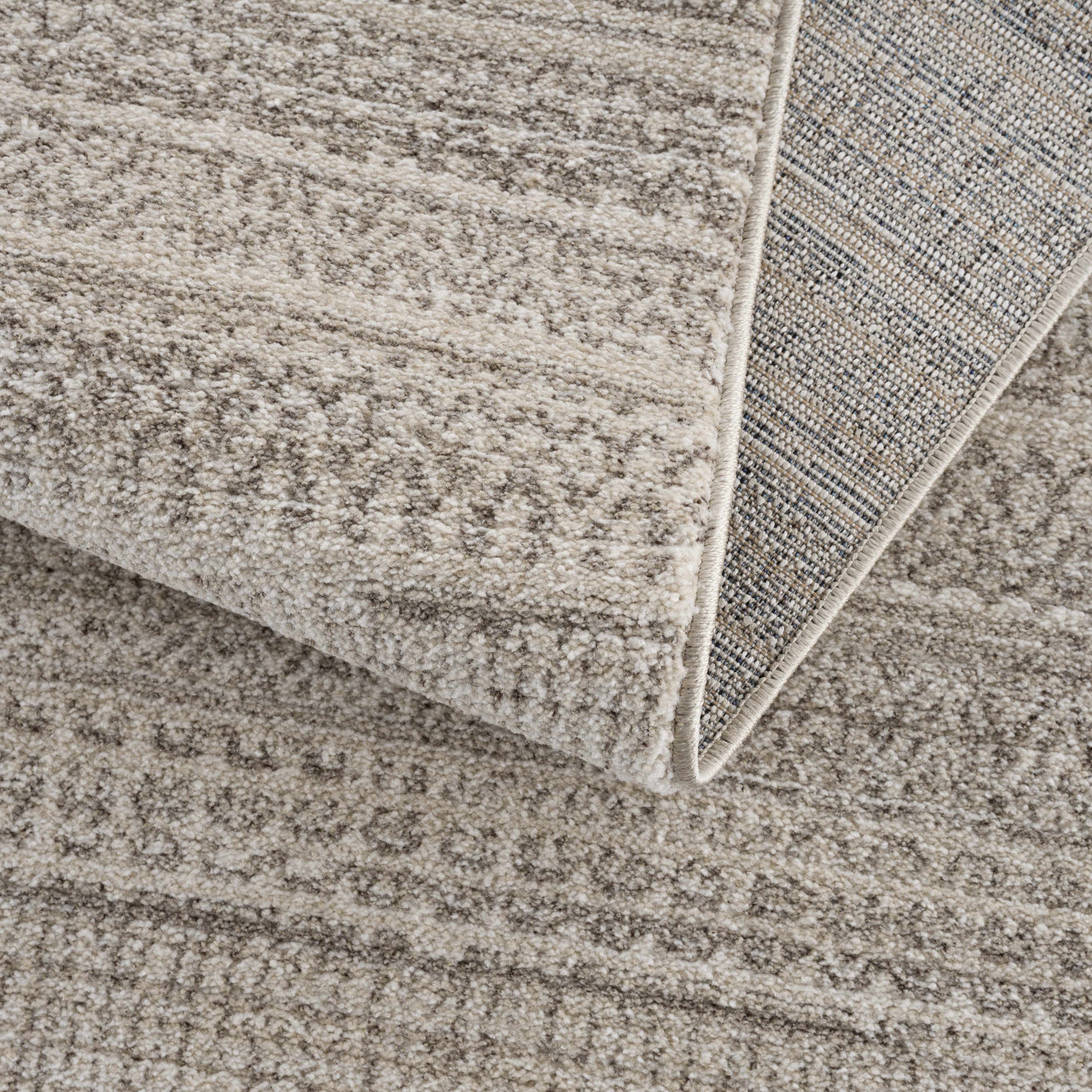 Alfombra tribal de pelo alto color beige de Nate
