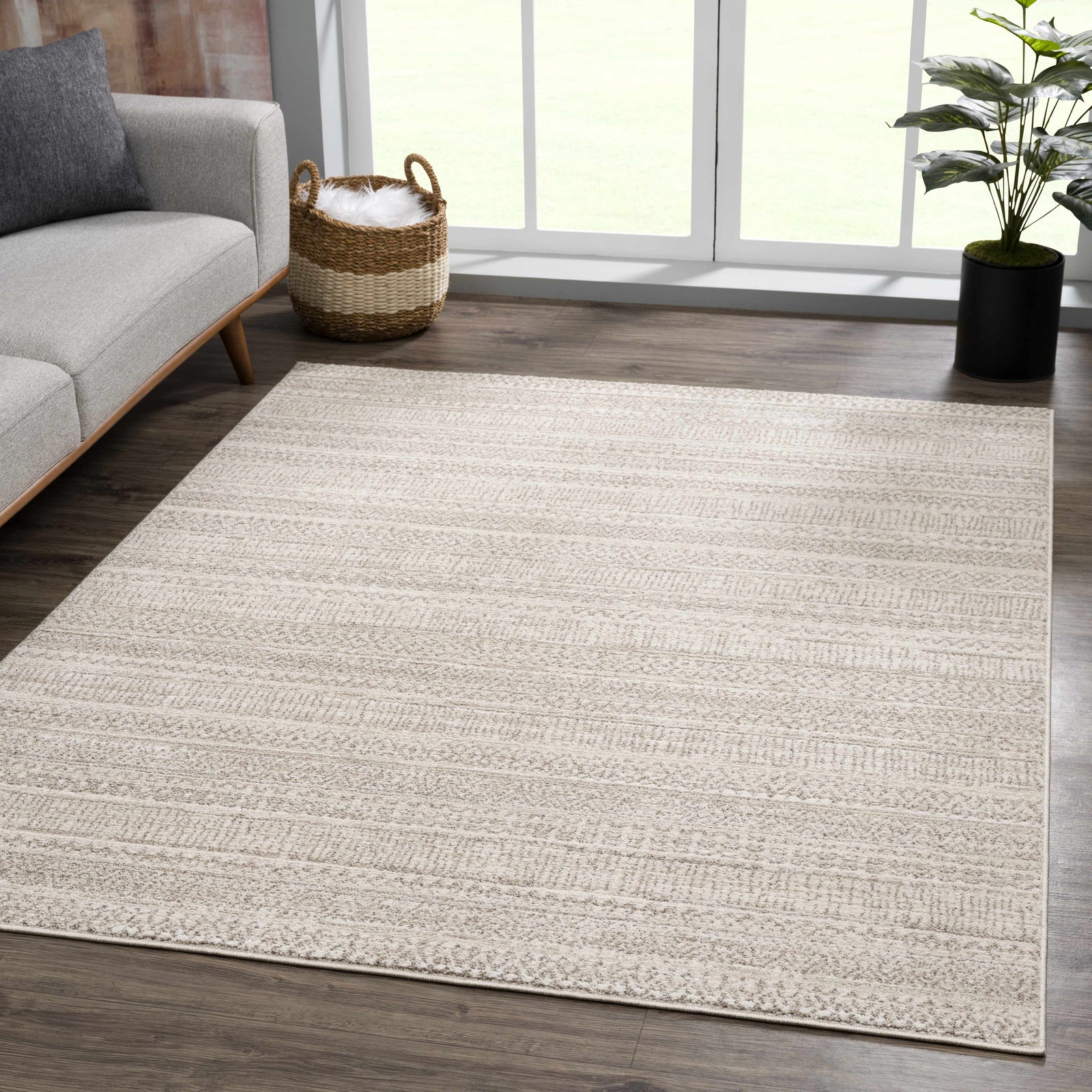 Alfombra tribal de pelo alto color beige de Nate