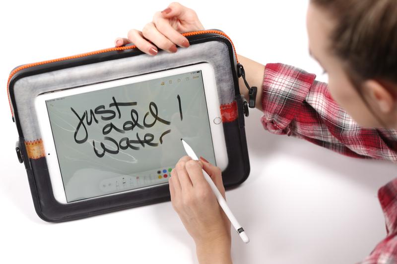 Scratch N Dent ugo® Green TABLET XL - Tablet Case