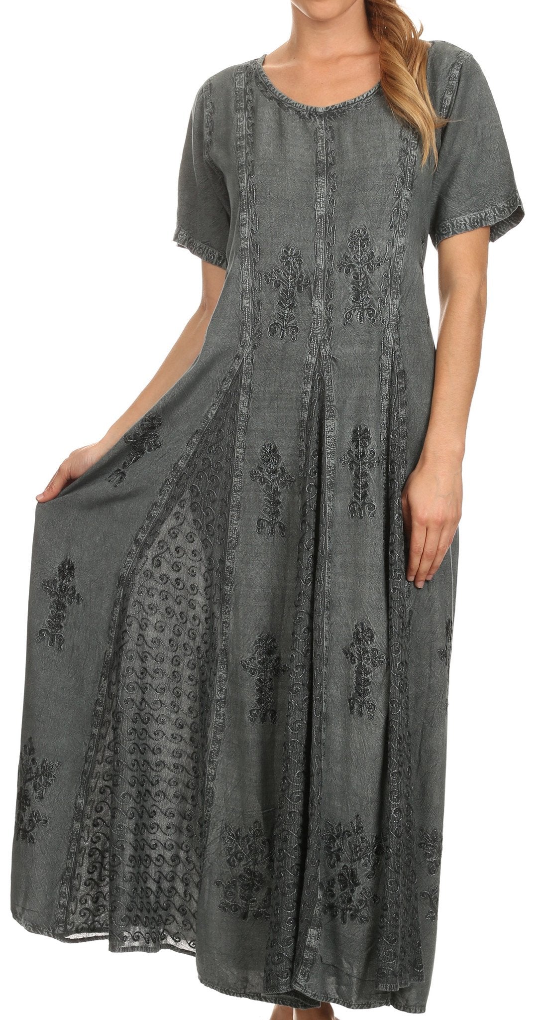 Vestido caftán largo con bordado lavado a la piedra y mangas cortas Hailey de Sakkas