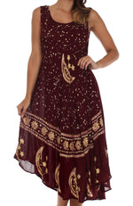 Vestido caftán batik con estampado de luna y estrellas de Sakkas