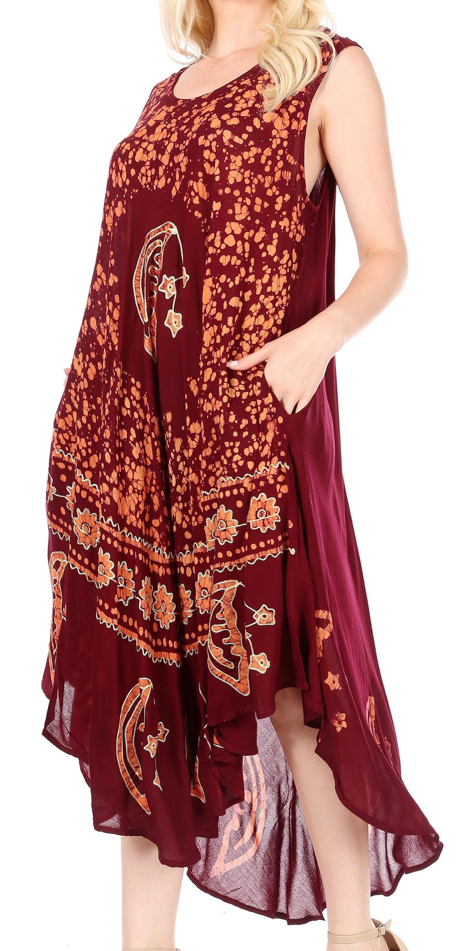 Vestido caftán batik con estampado de luna y estrellas de Sakkas