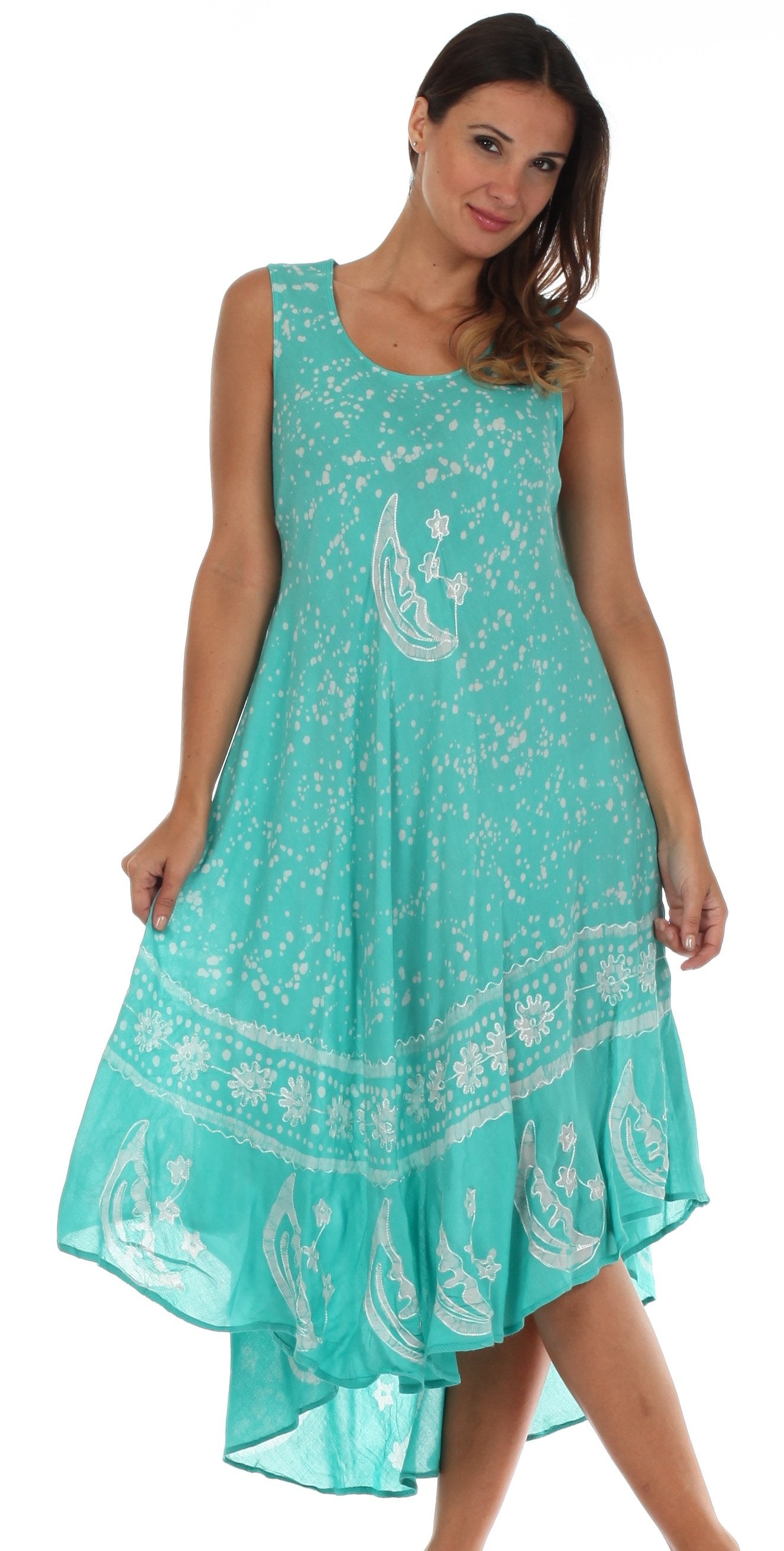Vestido caftán batik con estampado de luna y estrellas de Sakkas