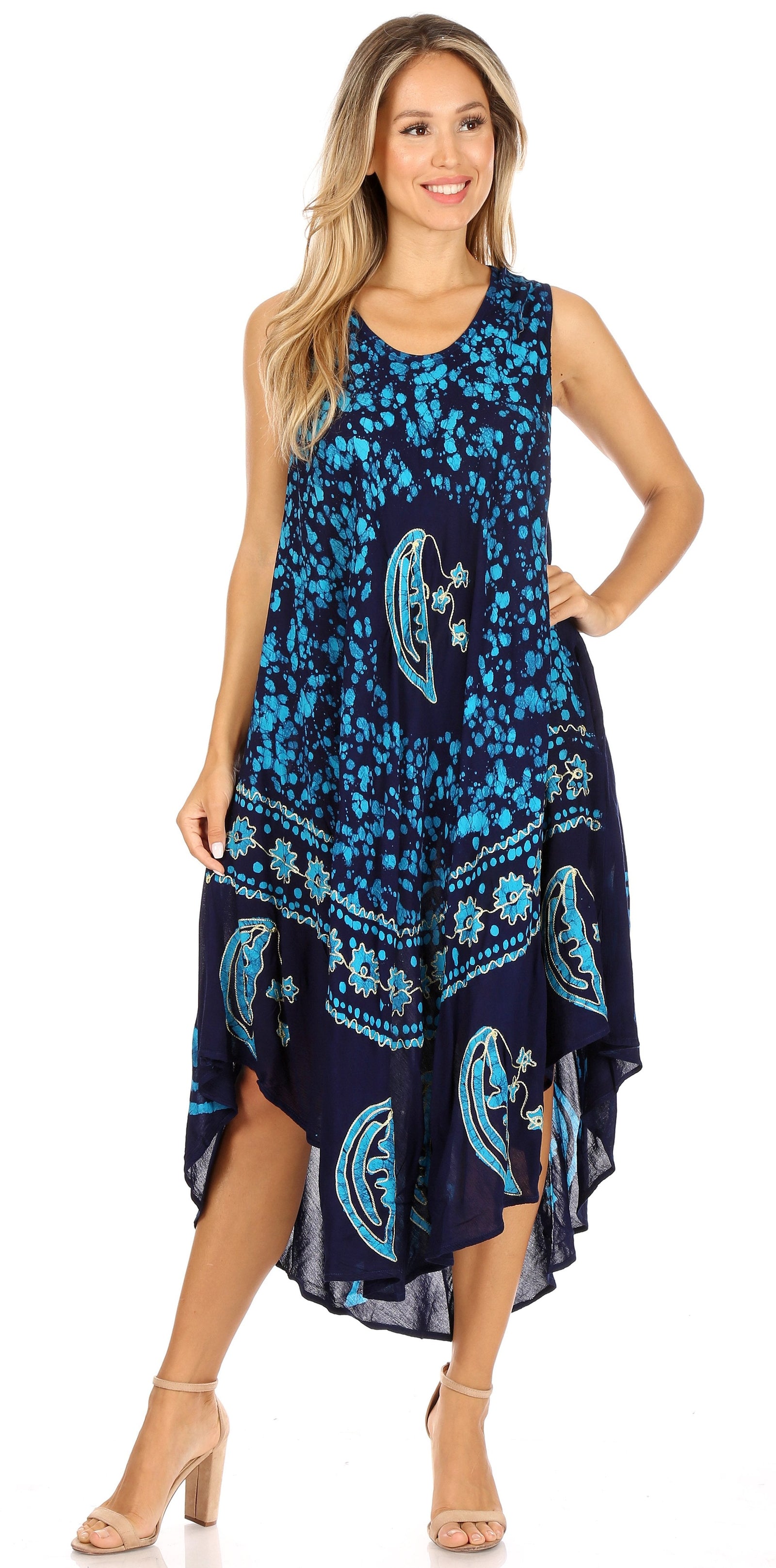 Vestido caftán batik con estampado de luna y estrellas de Sakkas