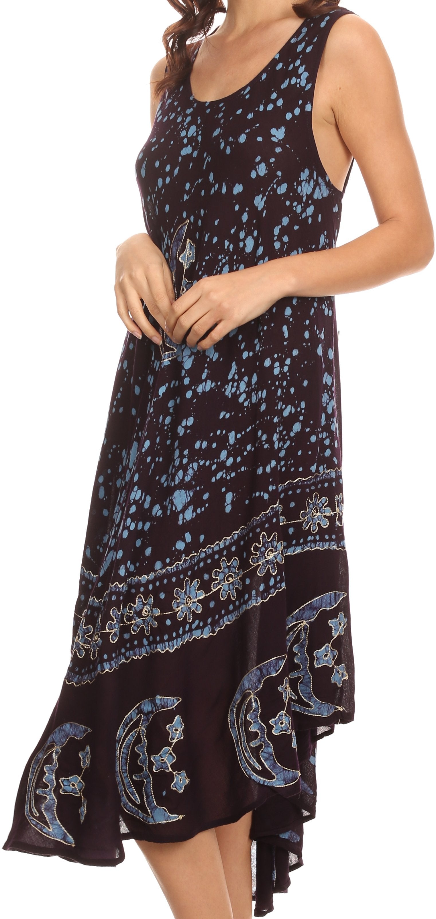 Vestido caftán batik con estampado de luna y estrellas de Sakkas