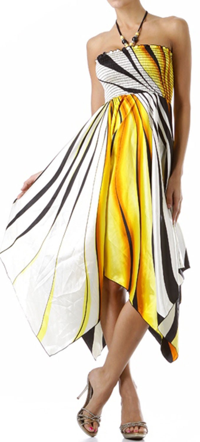 Vestido con escote halter, fruncido y dobladillo tipo pañuelo, con cuentas y tacto satinado en diseño de remolino