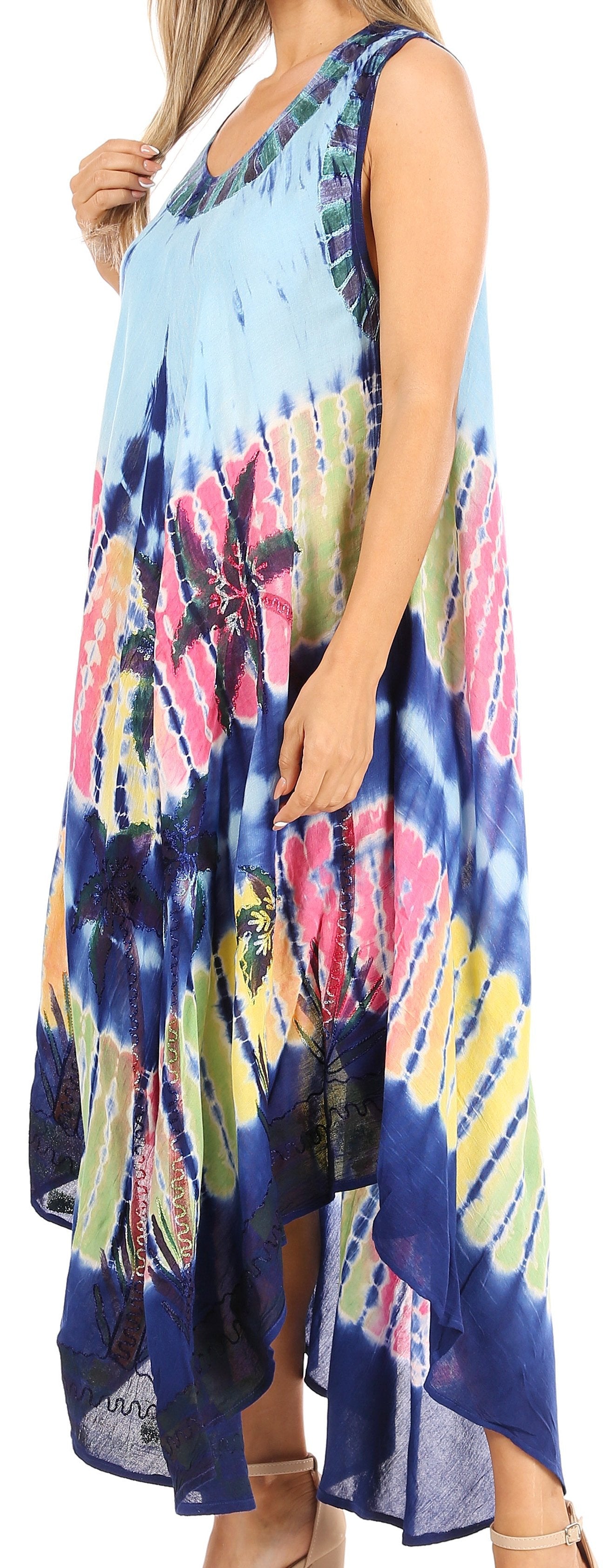 Vestido caftán batik con estampado de luna y estrellas de Sakkas