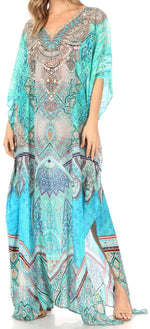 Vestido caftán largo con escote en V y diseño fluido Anahi de Sakkas con diamantes de imitación