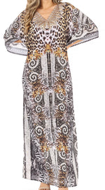 Vestido caftán largo con escote en V y diseño fluido Anahi de Sakkas con diamantes de imitación