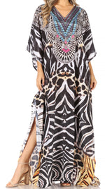 Vestido caftán largo con escote en V y diseño fluido Anahi de Sakkas con diamantes de imitación