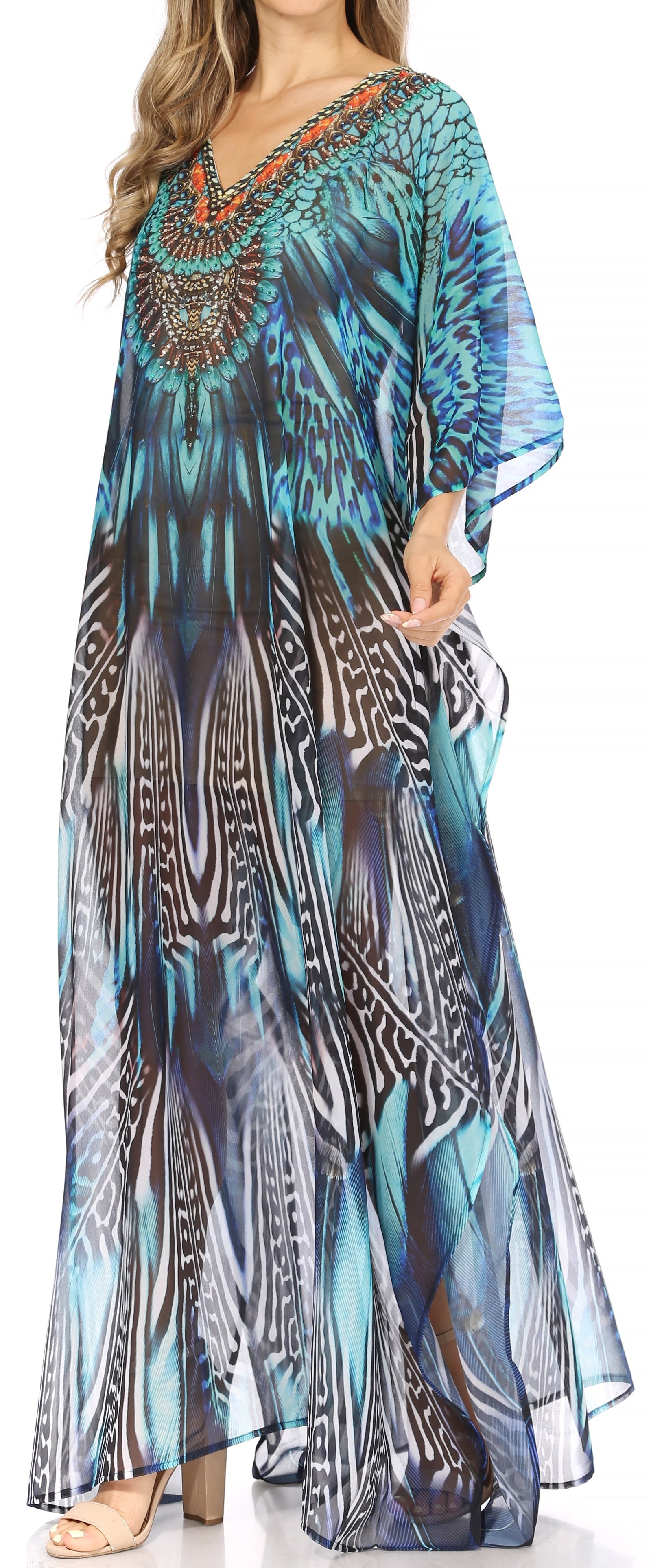 Vestido caftán largo con diseño estampado Wilder de Sakkas y cristales transparentes.