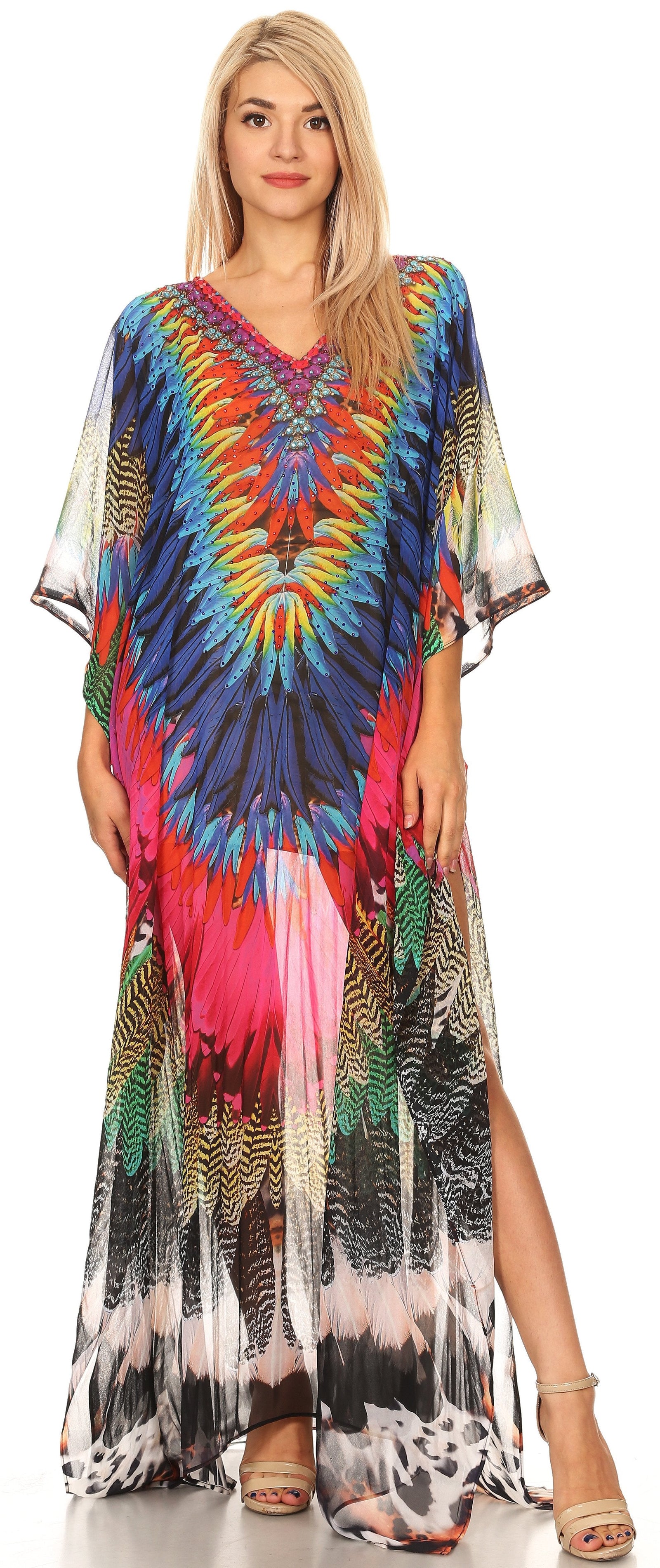 Vestido caftán largo con diseño estampado Wilder de Sakkas y cristales transparentes.