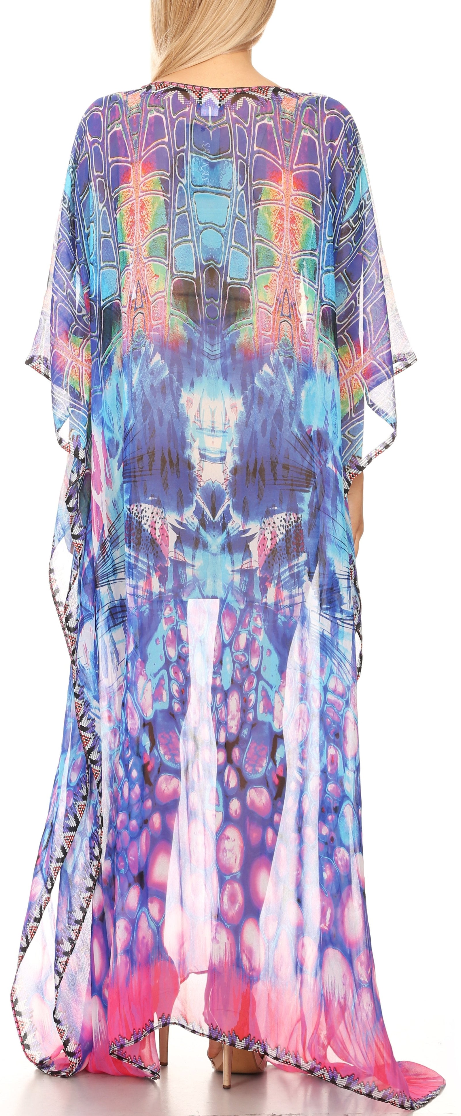 Vestido caftán largo con diseño estampado Wilder de Sakkas y cristales transparentes.