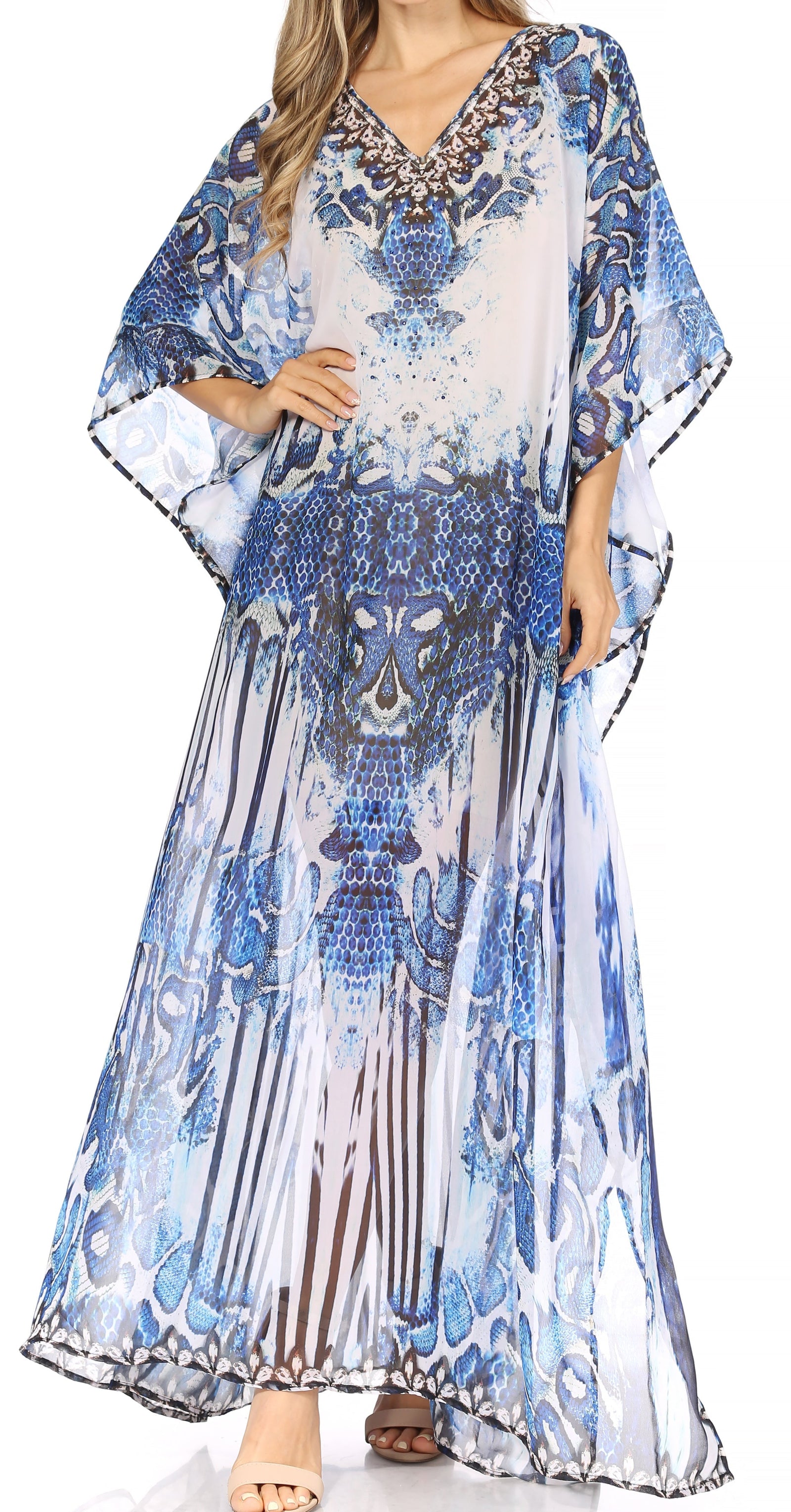Vestido caftán largo con diseño estampado Wilder de Sakkas y cristales transparentes.