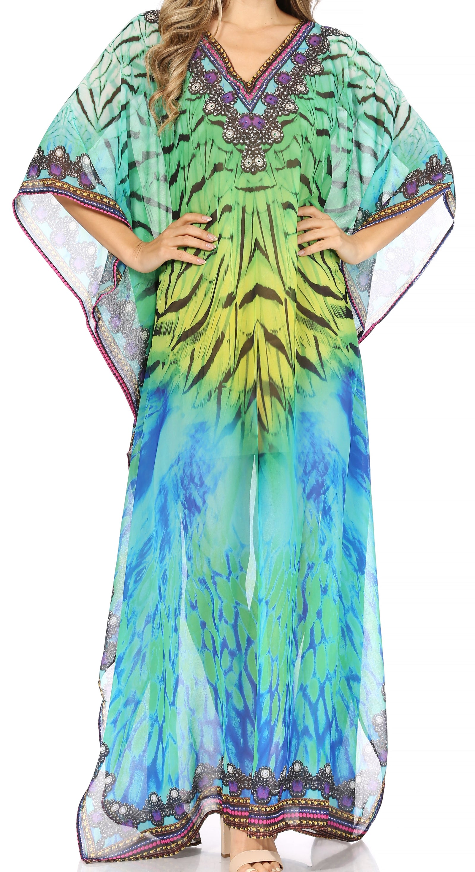 Vestido caftán largo con diseño estampado Wilder de Sakkas y cristales transparentes.