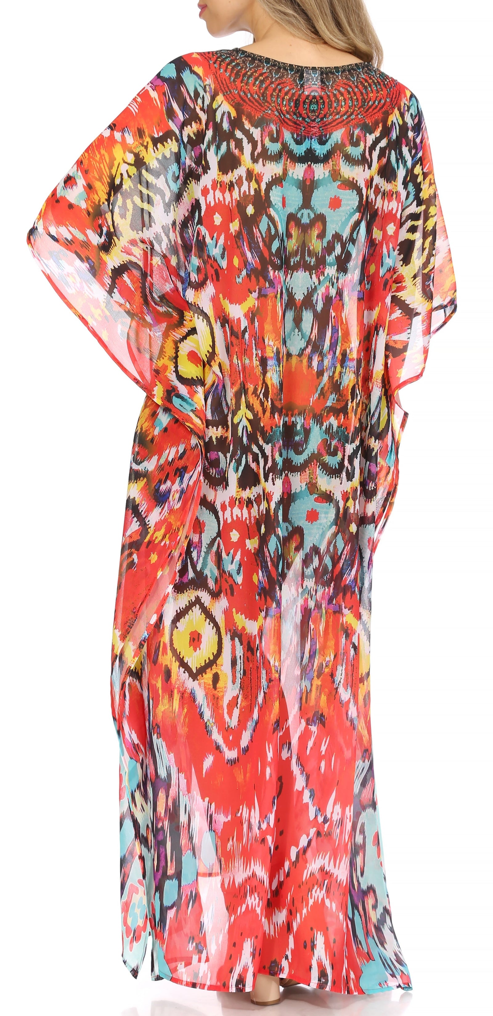 Vestido caftán largo con diseño estampado Wilder de Sakkas y cristales transparentes.