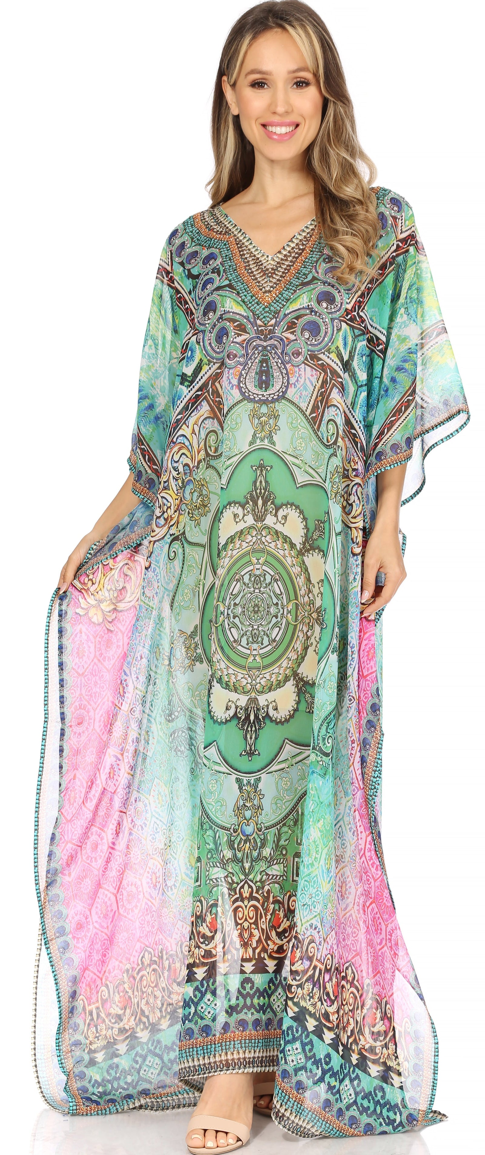 Vestido caftán largo con diseño estampado Wilder de Sakkas y cristales transparentes.