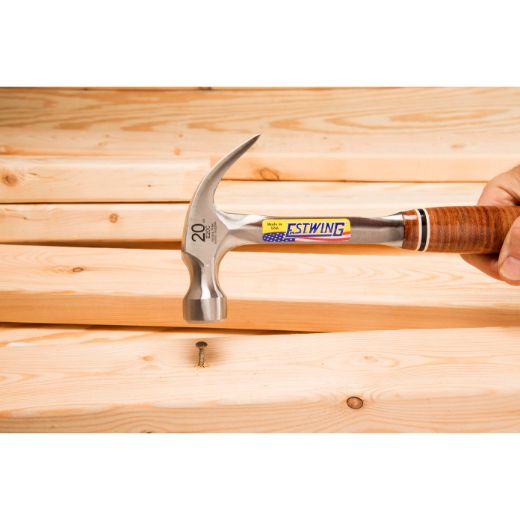 Martillo de garra curvo Estwing E20C de 20 oz con empuñadura de cuero 