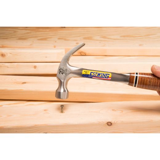 Martillo de garra curvo Estwing E20C de 20 oz con empuñadura de cuero 