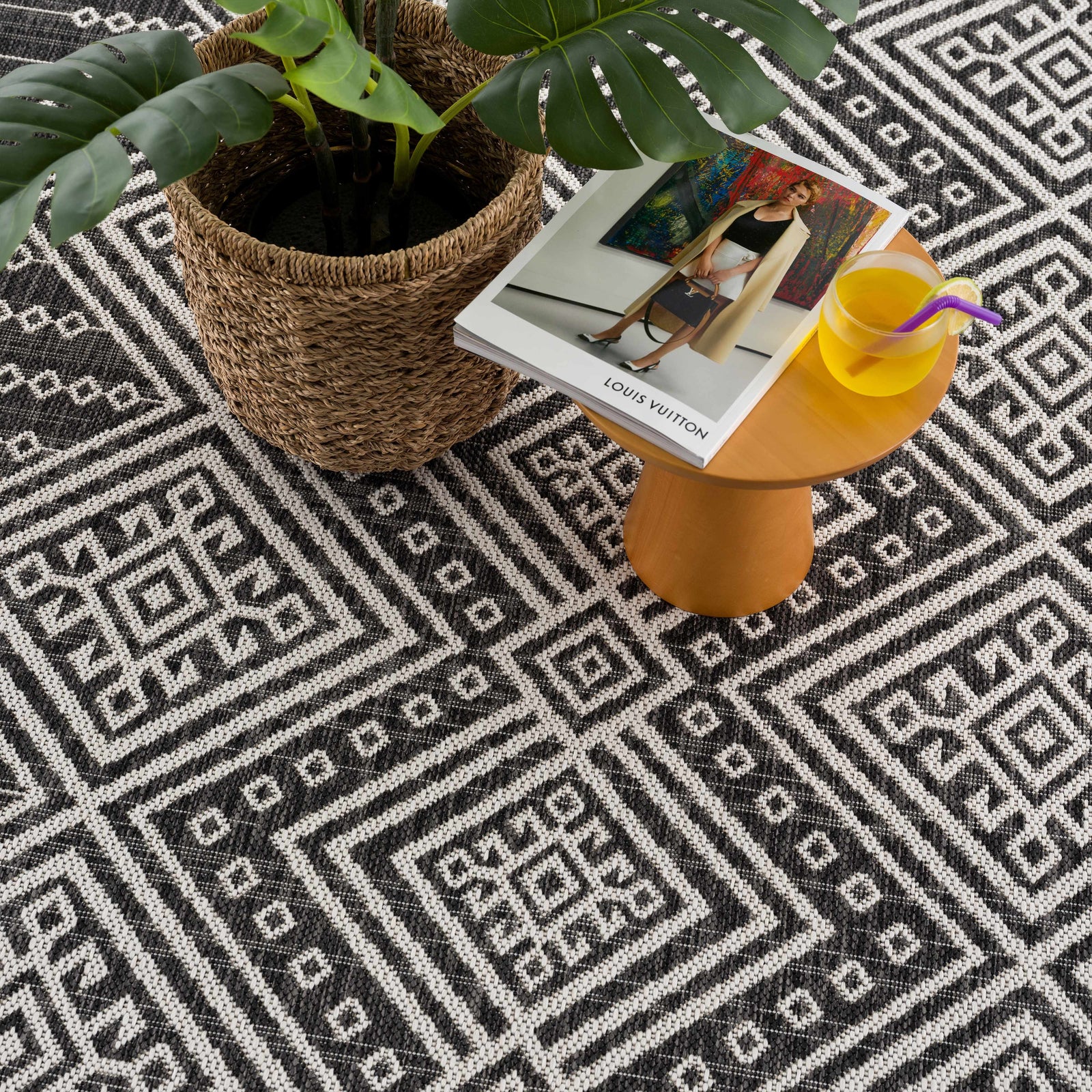 Alfombra de alto rendimiento en blanco y negro de Frankville