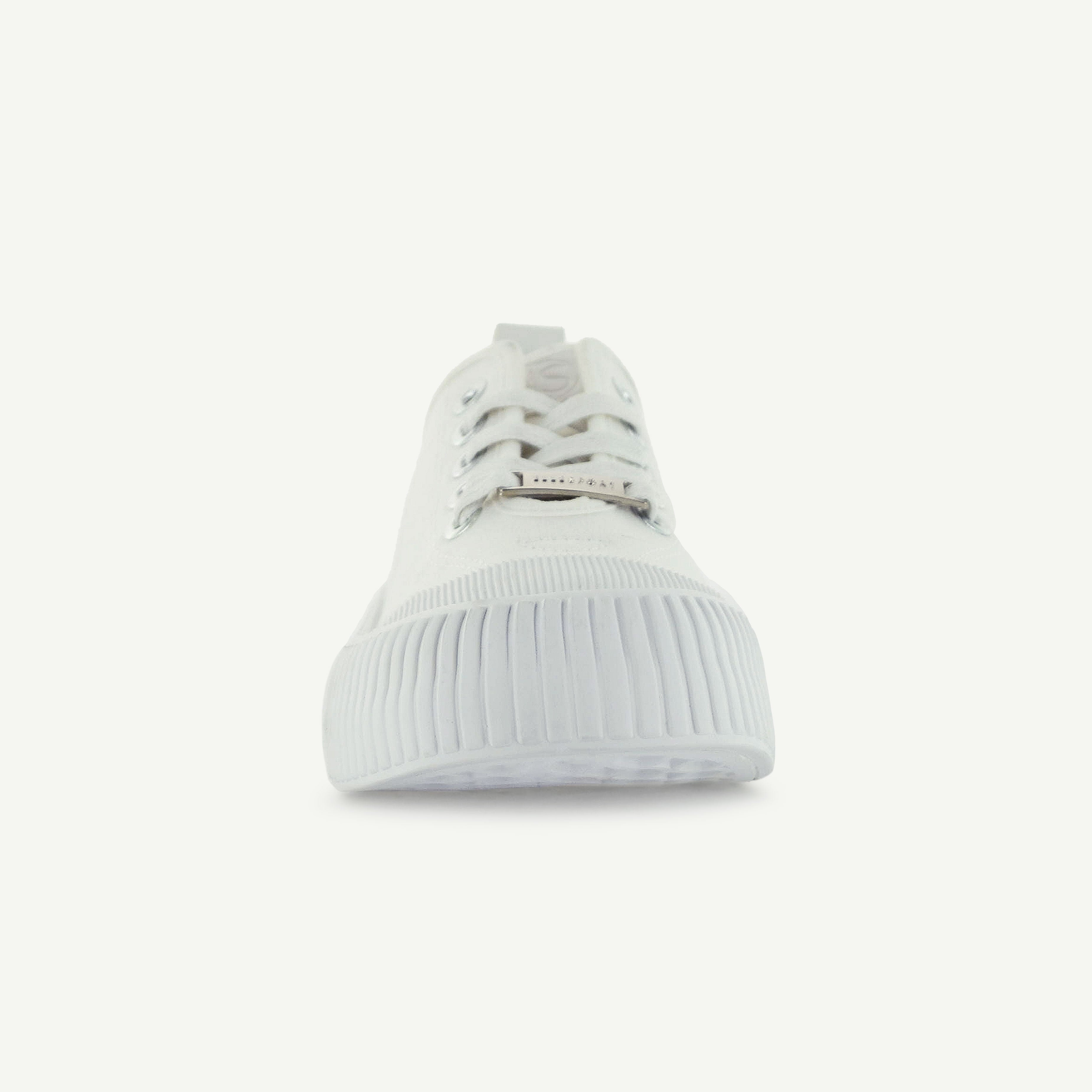 Court Royale: Vulcanized Court Shoe - White