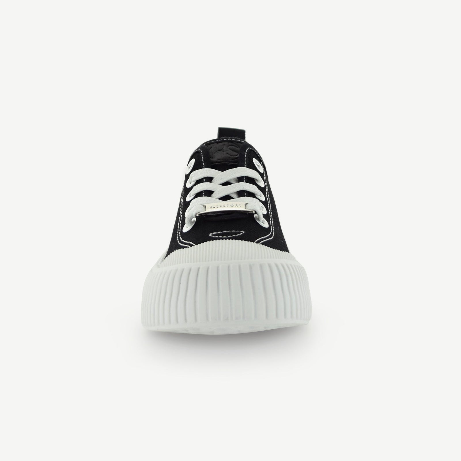 Court Royale: Vulcanized Court Shoe - Black/White