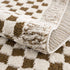 Alfombra de cuadros blancos y marrones Leryn