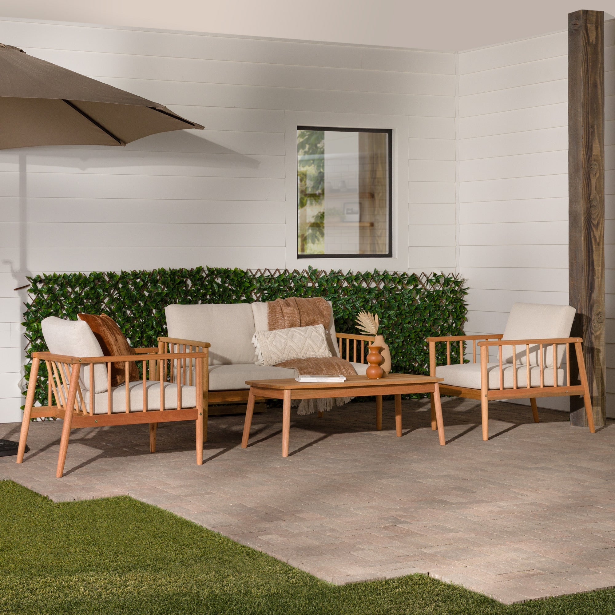 Juego de 4 sillas de madera maciza para patio Circa Modern