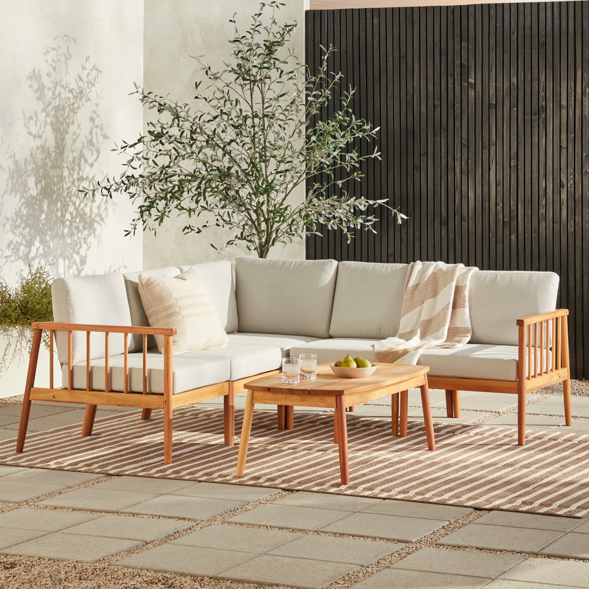 Mesa de centro y seccional para exteriores de madera maciza con husillo de 6 piezas Circa Modern