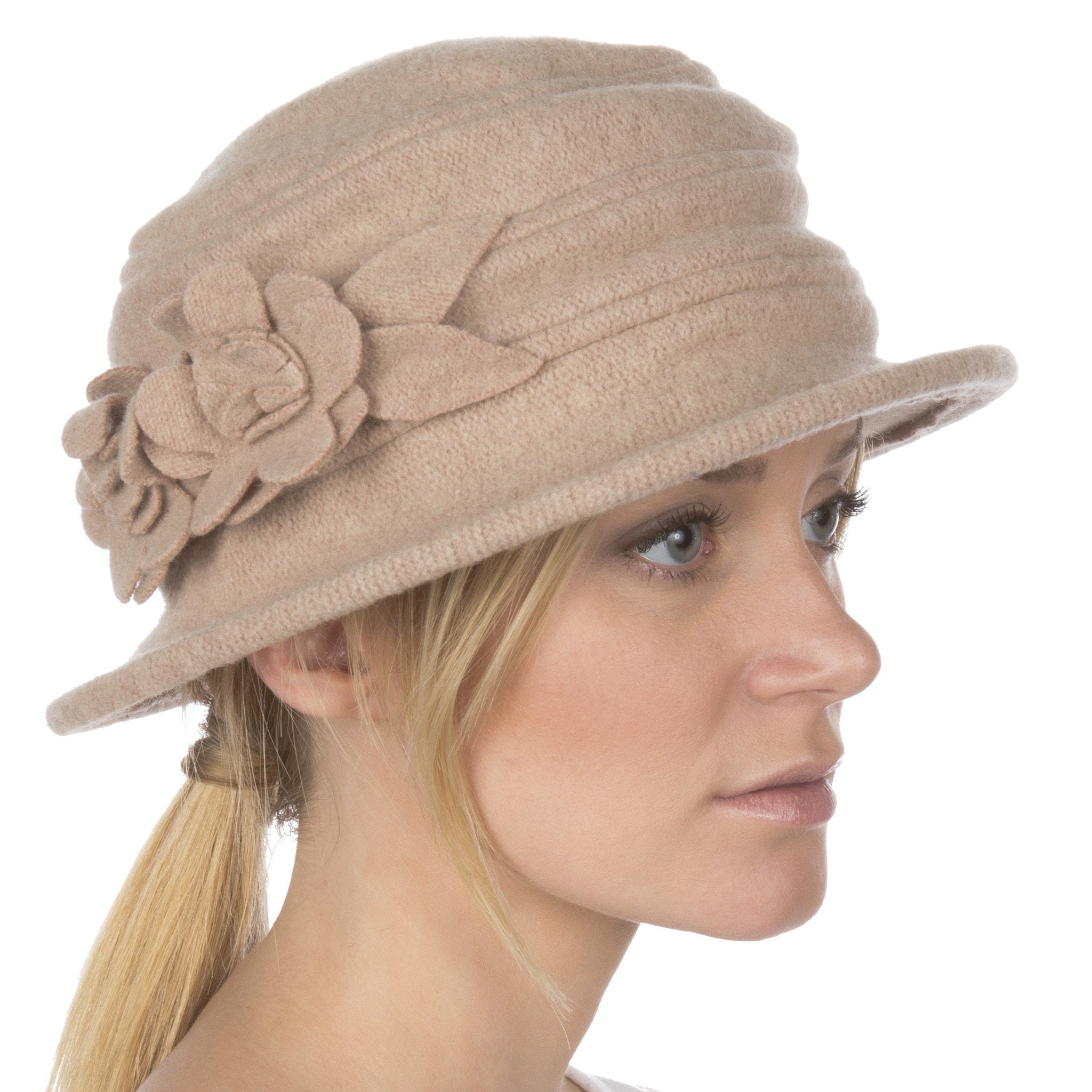 Sakkas Gorro de lana con flores Begonia