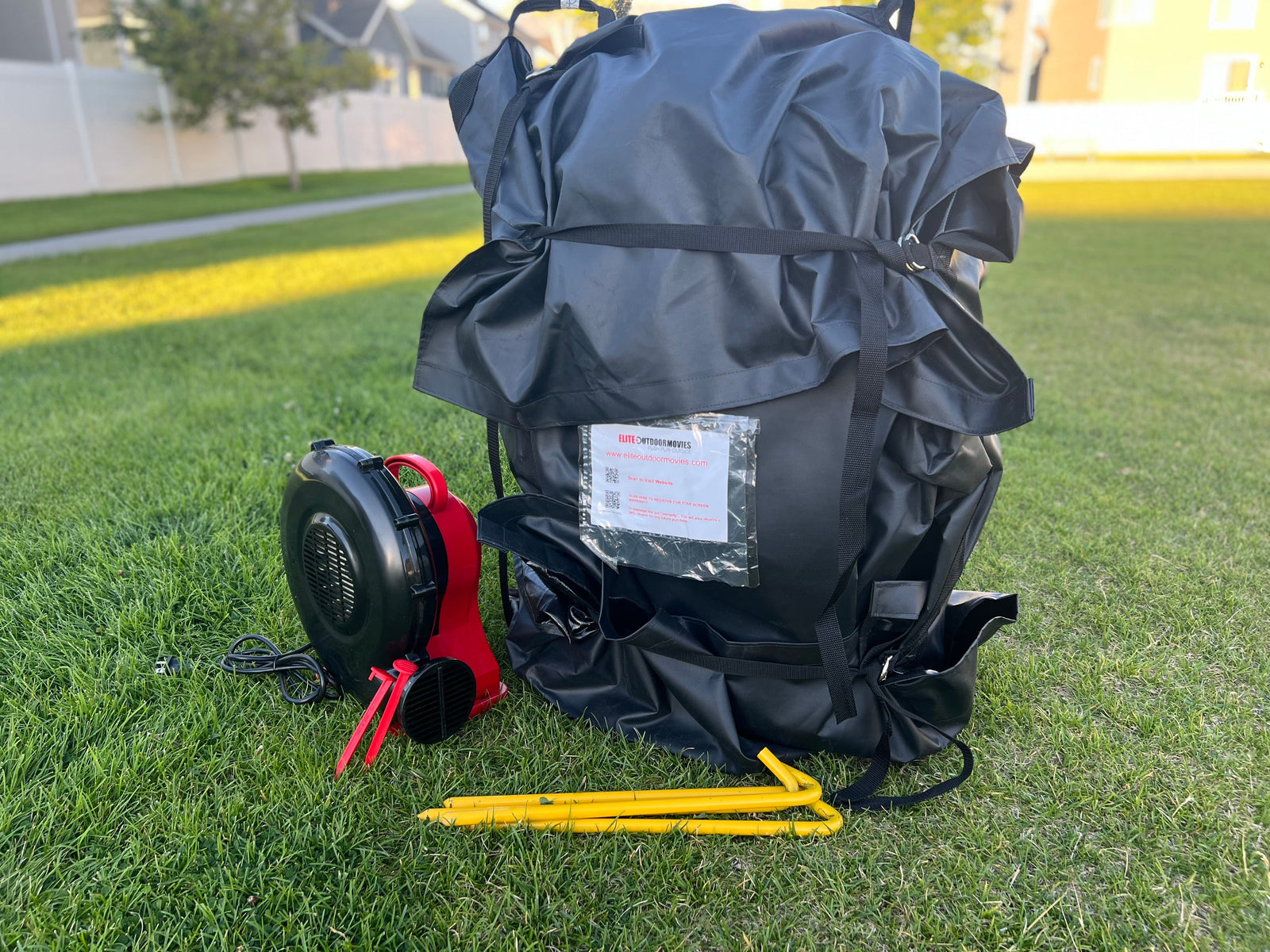Sistema de cine profesional para exteriores Elite Outdoor Movies de 17'